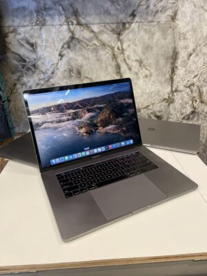 MacBook A1990